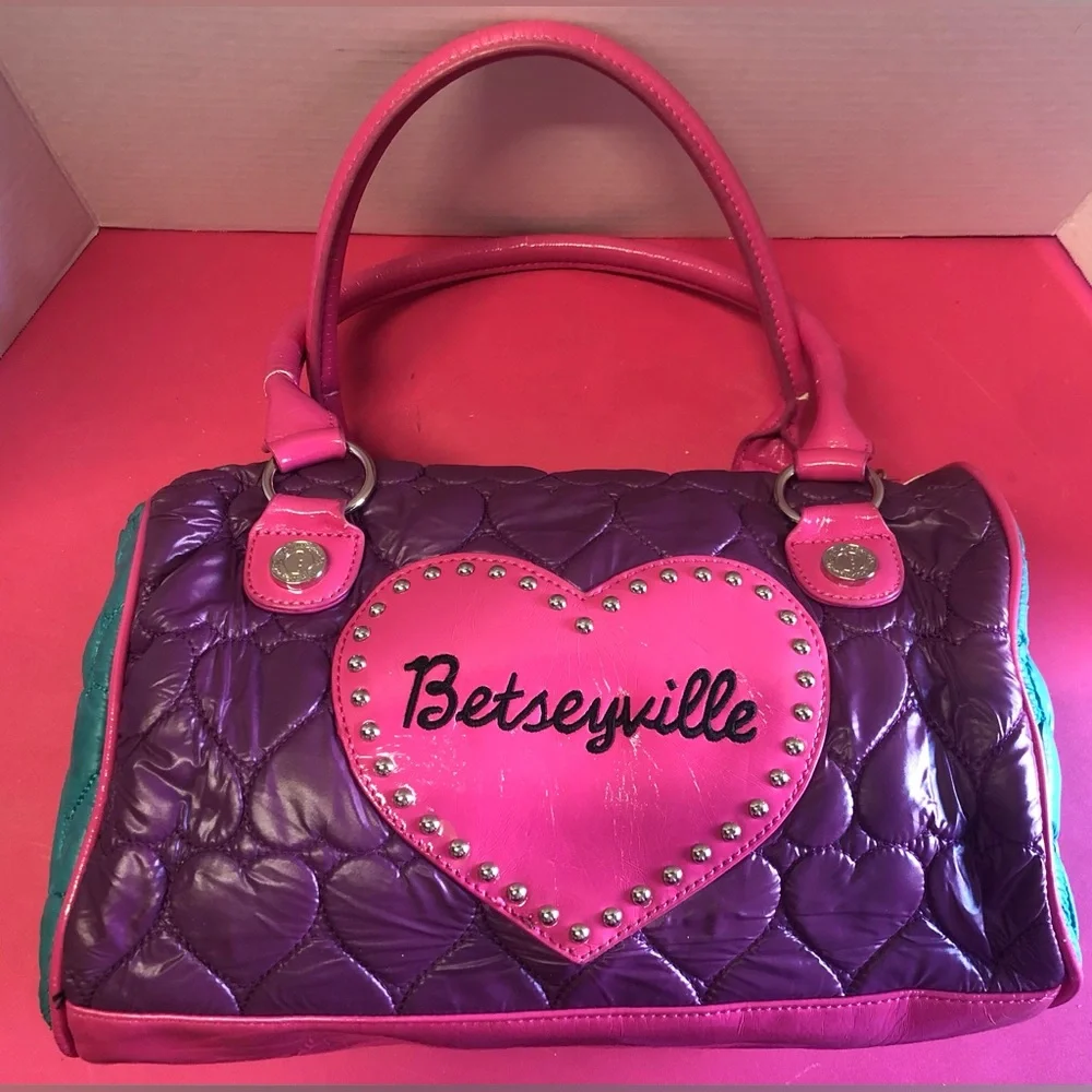 Betseyville Rare Quilted Studded Bag Pink Heart Aquamarine Purple WomenAccessory